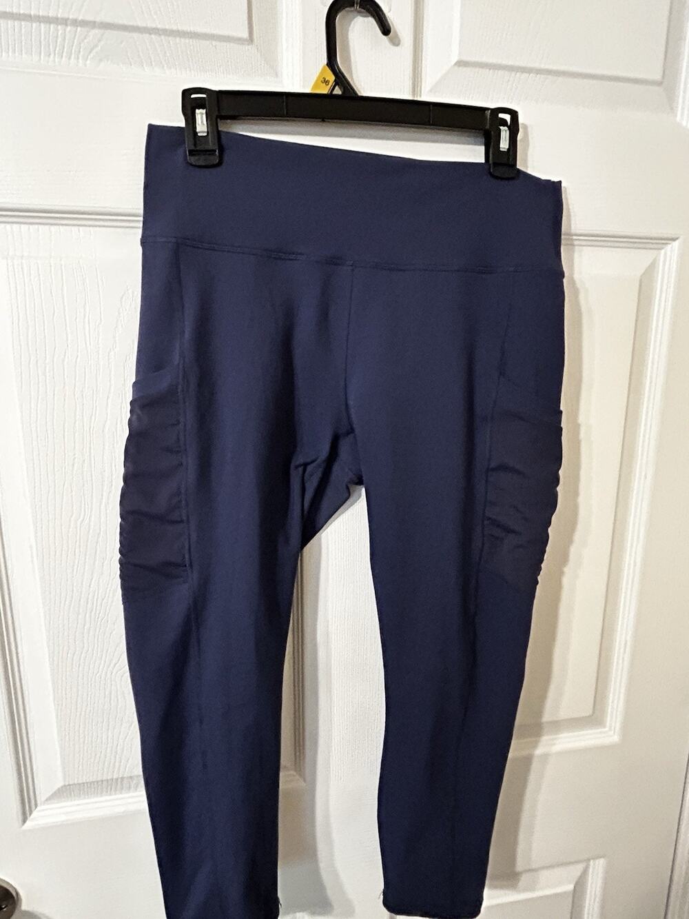 Fabletics PowerHold Leggings Womens Small High Waisted Pockets LG1937943-001
